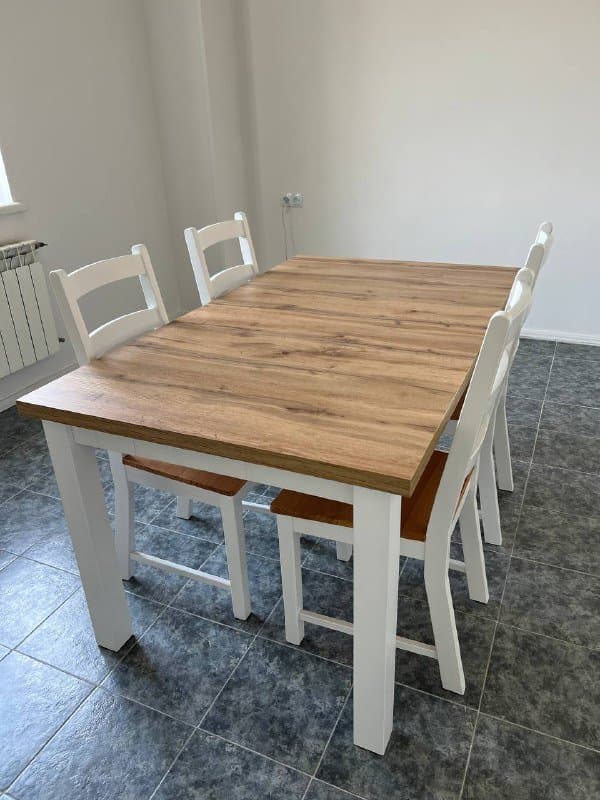 Раскладной стол, стул, стол и 4 стула 1