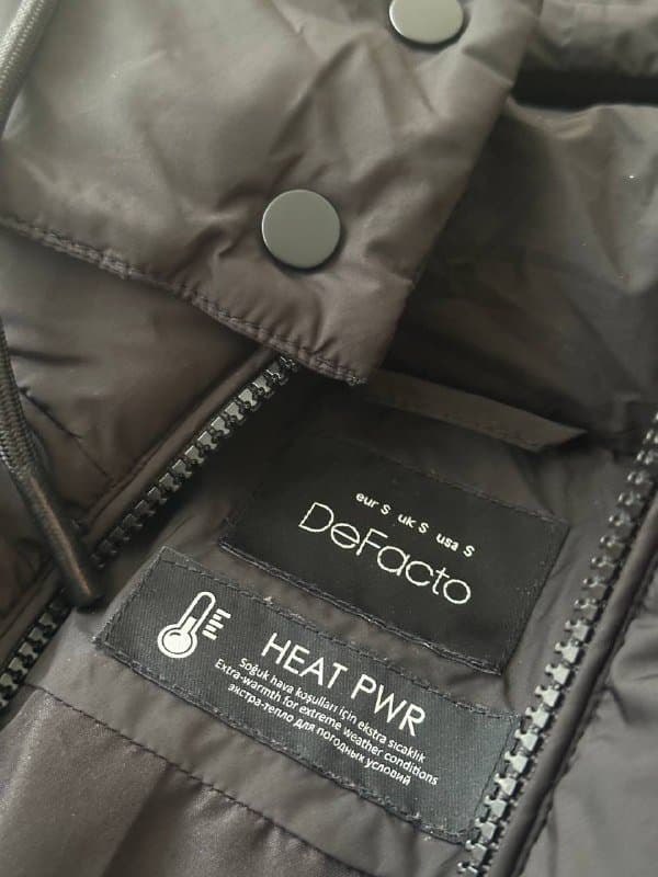 Зимняя женская куртка черного цвета, размер S 3