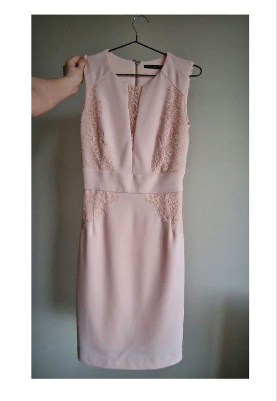 Красивое платье Love Republic нежно-розовое размер XS