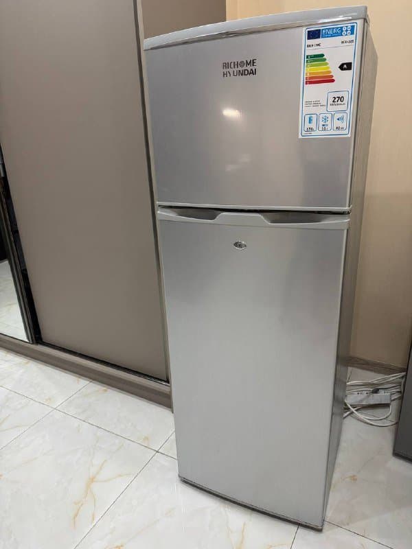 Холодильник Hyundai