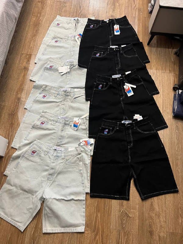 Женские шорты 40 штук размеры S M