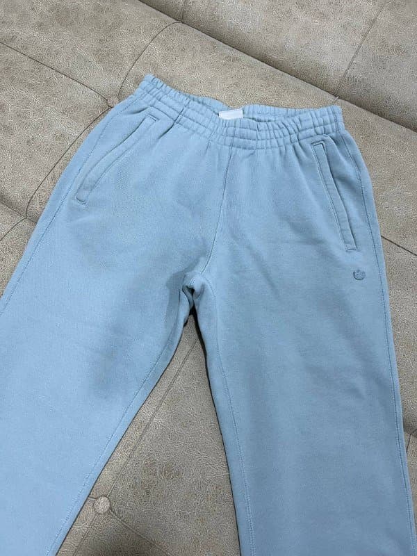 Спортивные штаны Adidas, размер S-M