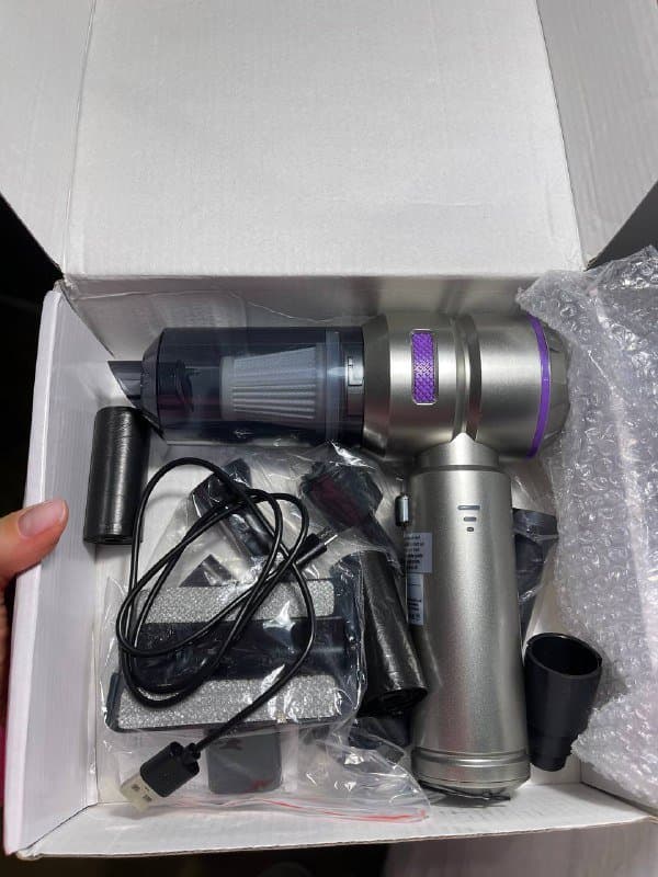 Портативный беспроводной пылесос с насадками