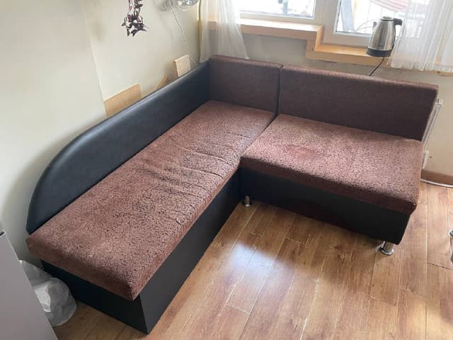 Диван раскладной с местами хранения