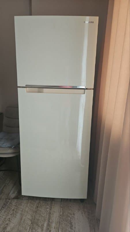 Холодильник Samsung 1