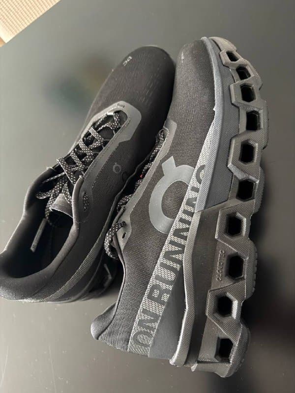 Кроссовки On Running Cloudmonster 2 черные, новые 2