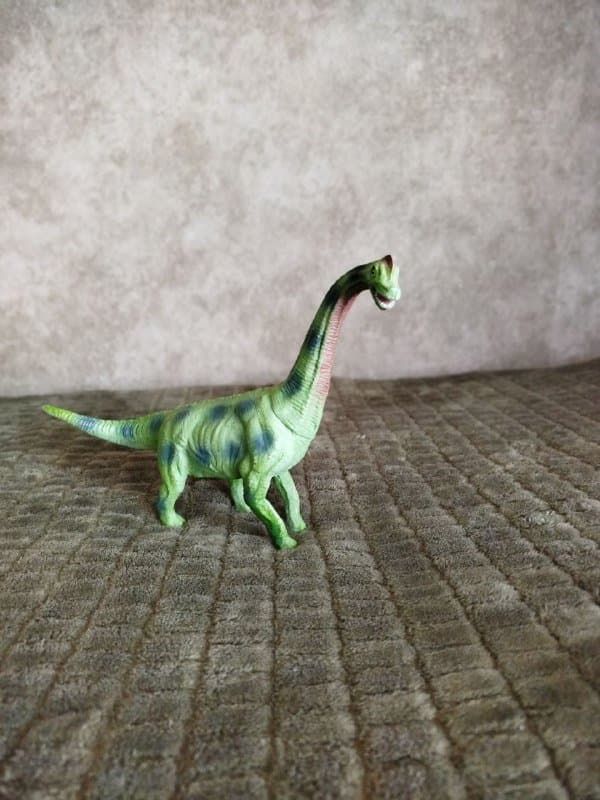 Фигурки динозавров 1