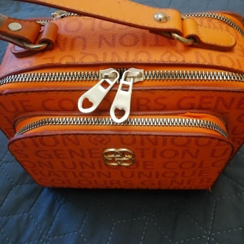 Тренч размер L, Худи, Сумка, Шорты размер 40 7