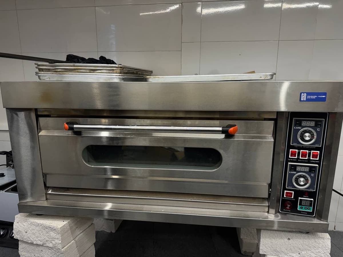 Холодильники, печь для пиццы, духовка, фритюрница, морозилка 8