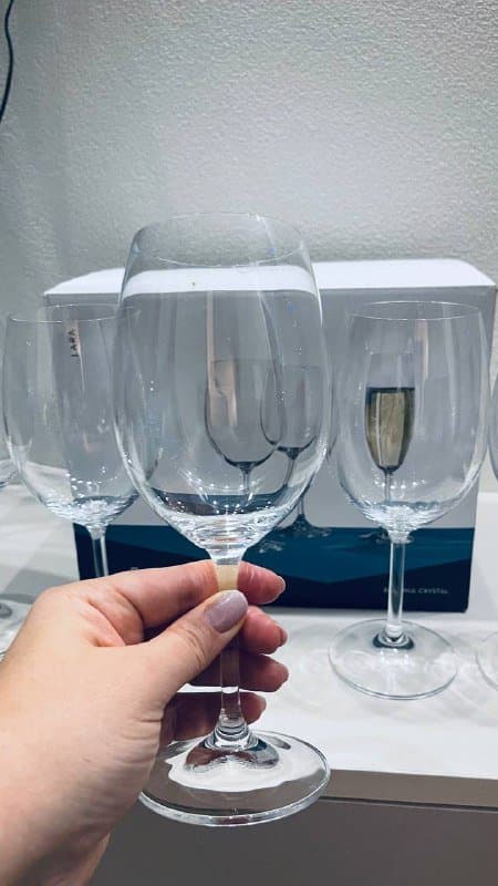 Бокалы для вина 5 шт, Стаканы для чая 6 шт с блюдцами 6 шт