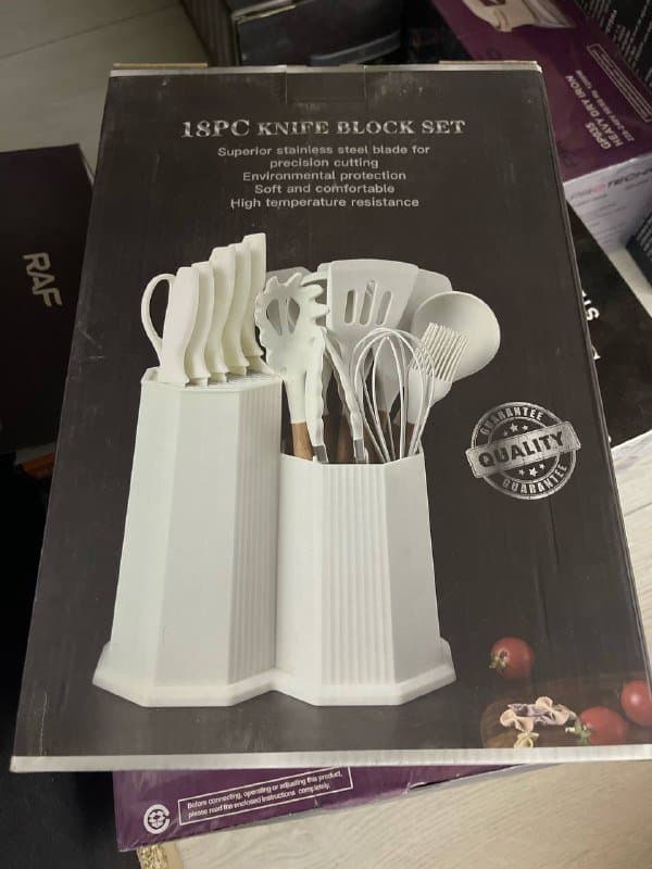 набор силиконовых лопаток и ножей