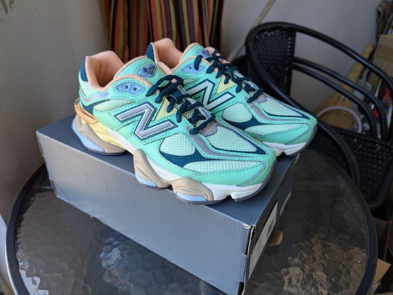 женские кроссовки New Balance 9060 1