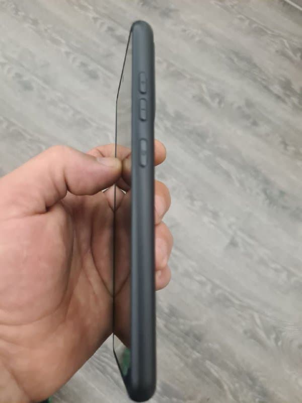 Samsung Galaxy S20 FE телефон 8