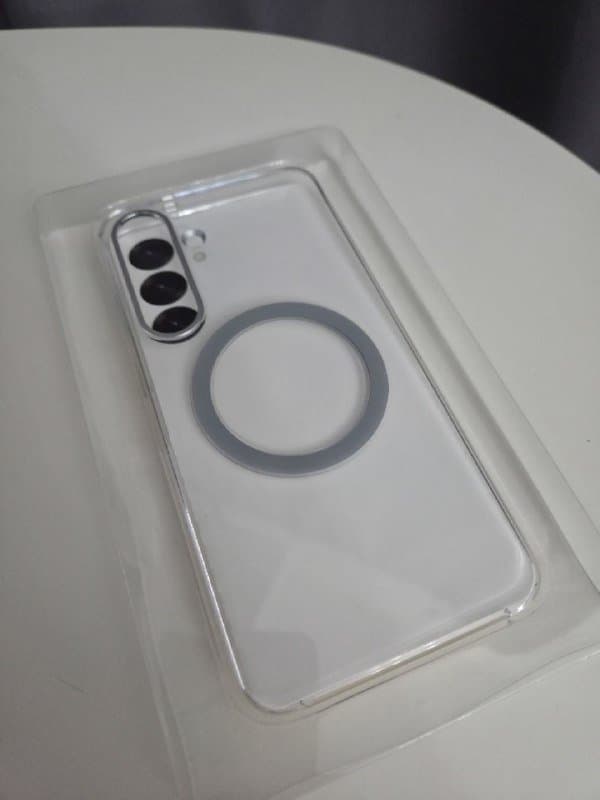 Чехол на Samsung s25+ прозрачный с магнитом