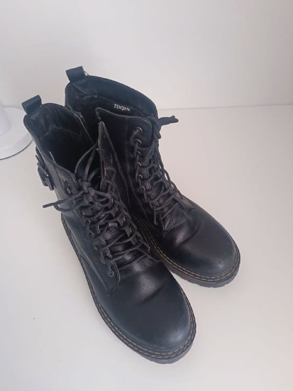 Ботинки Zenden, Аромадиффузор doTERRA с маслами, Увлажнитель Electrolux, Пои для фаер шоу, Набор для сбора пазлов, Металлические рожки для обуви