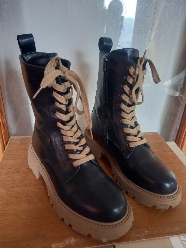 Искуственная шуба Stradivarius S, Эко шуба Bukle M, Куртка утепленная Decathlon Quechua XS, Ботинки/сапоги 38 размер, Зимняя куртка/парка Меч S M 9