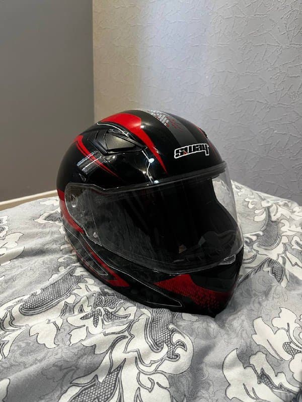 Мотоциклетный шлем, штаны, рюкзак, держатели для камеры