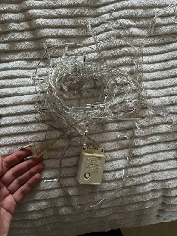 Гирлянды огоньки белый провод, черные провода