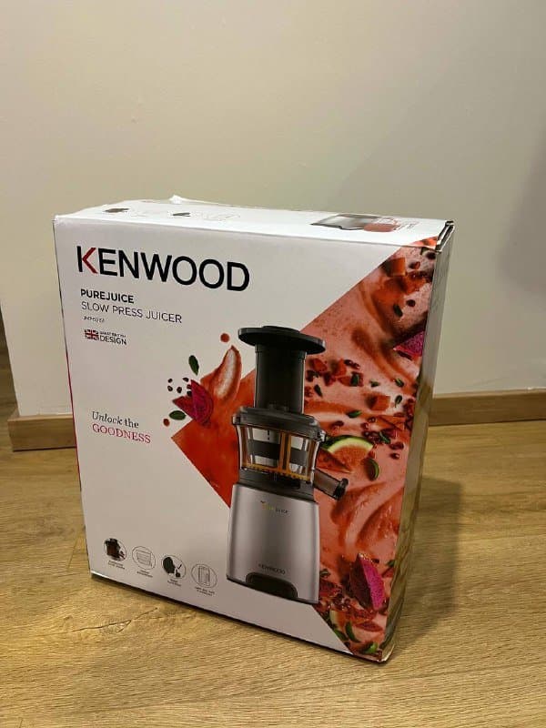 Шнековая соковыжималка Kenwood JMP 601SI 2