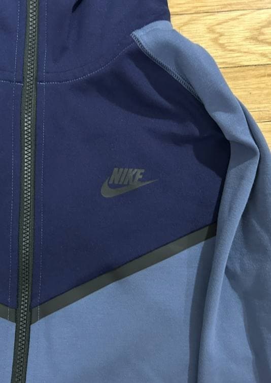 Nike Tech Fleece 2