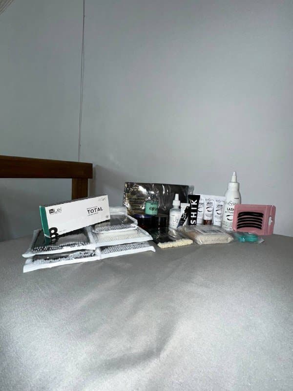 Валики инлей, микробраши, аппликаторы, патчи и косметика для ресниц