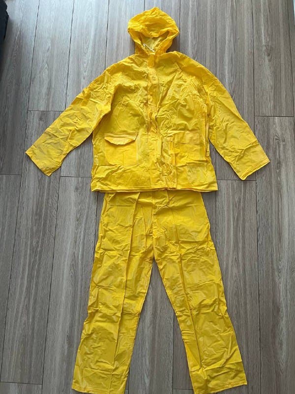 Костюм дождевик куртка и штаны размер L
