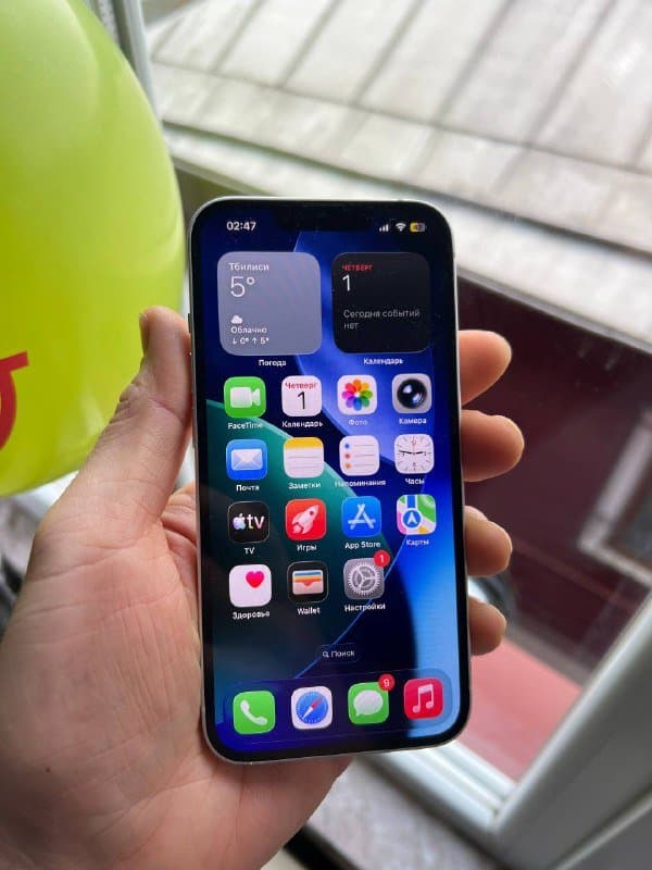 iPhone 13 128GB с чехлом 6