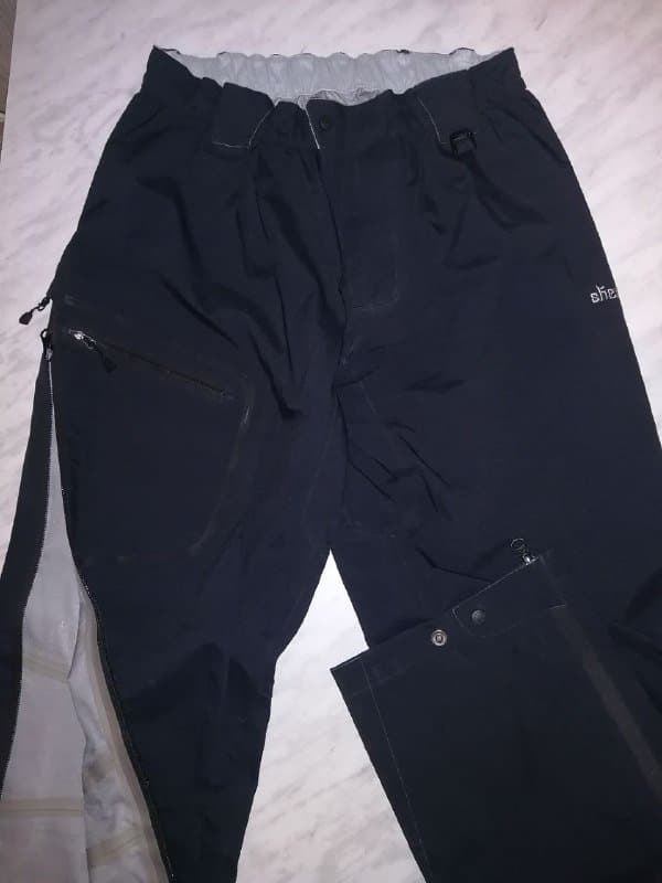 Брюки ветро и водозащитные для туризма и спорта