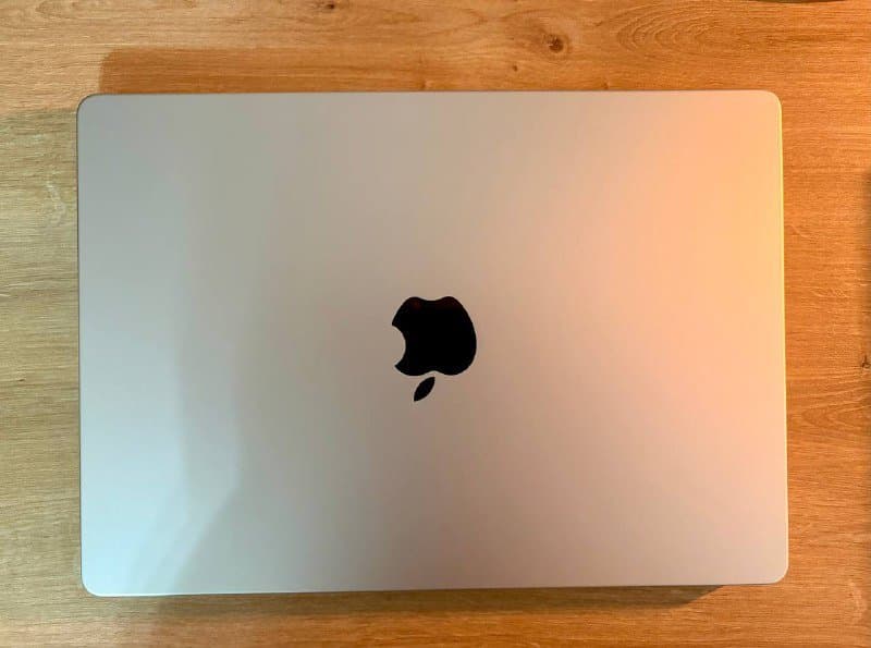 MacBook Pro 14” Apple M3 Pro 18GB 512GB Silver 1
