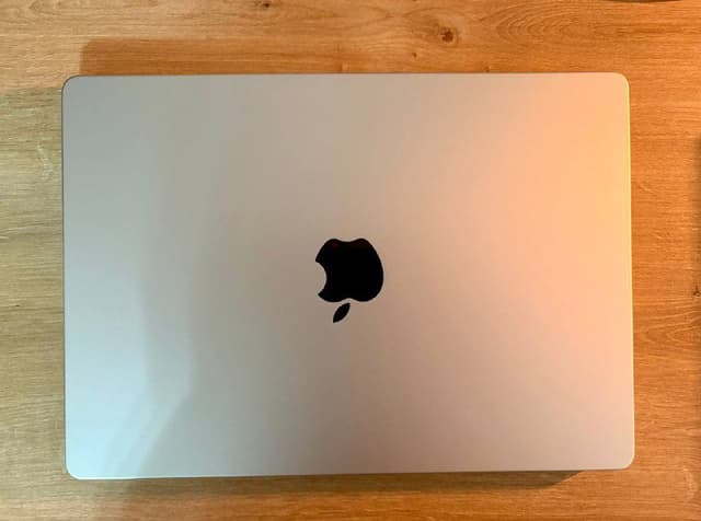 MacBook Pro 14” Apple M3 Pro 18GB 512GB Silver