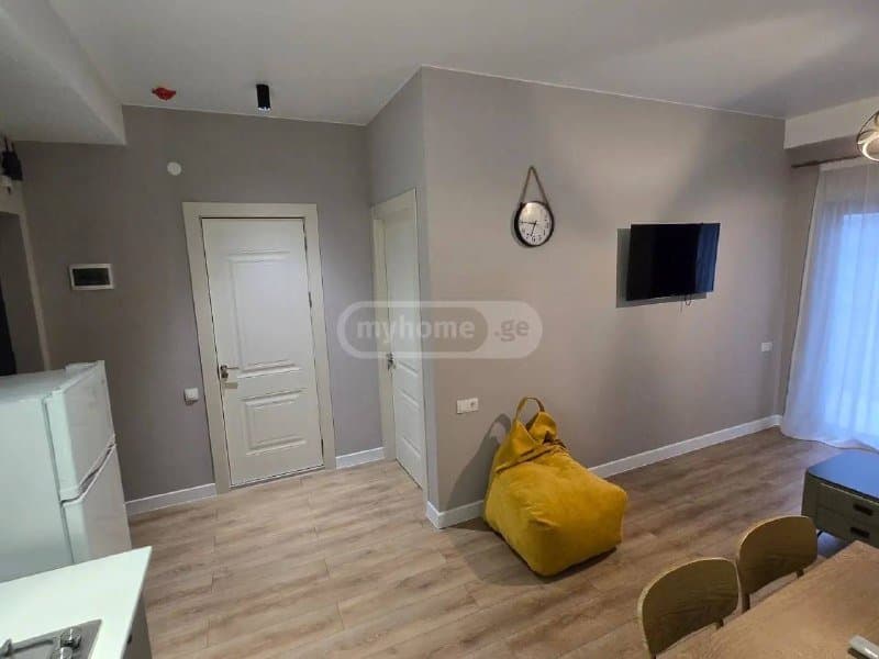 Квартира 2 комнаты, 1 спальня, 50 кв.м, аренда 4