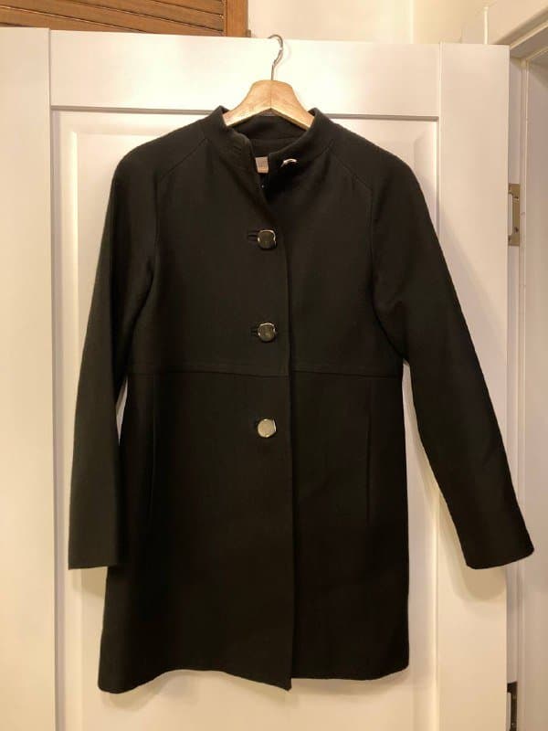 Легкое черное пальто Uterque размер XS шерсть