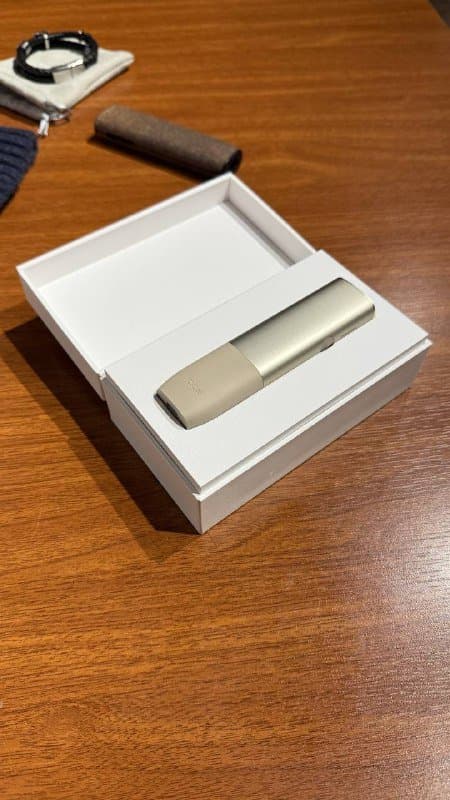 Iqos Iluma устройство для нагревания табака 1