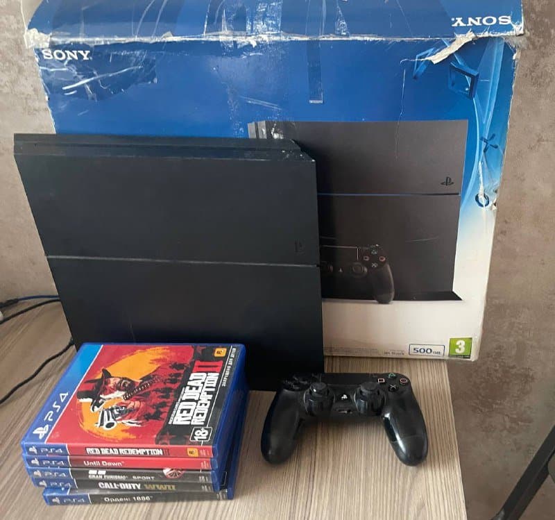 PlayStation 4 FAT 500 GB, игры, геймпад, коробка 1