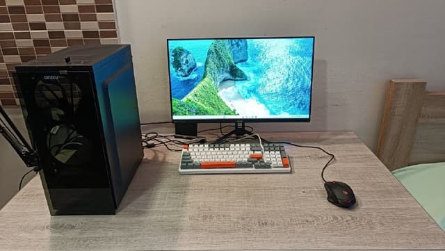 Игровой ПК и монитор