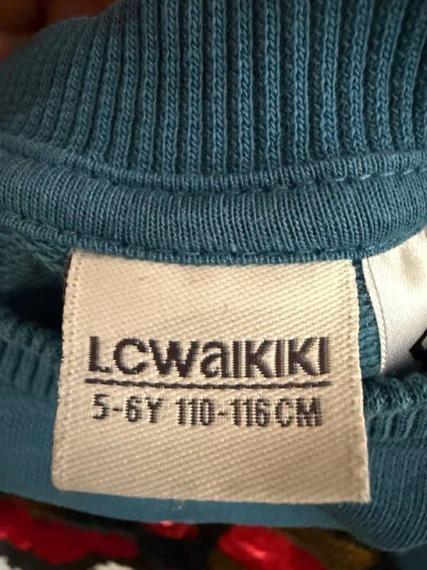 Свитшот Waikiki на 5-6 лет 2