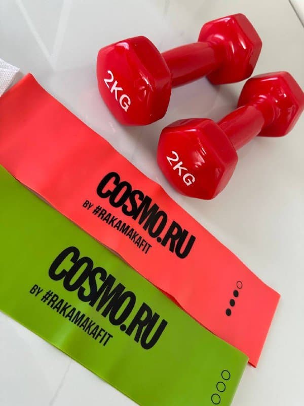 набор гантели 2кг и резинки для занятий