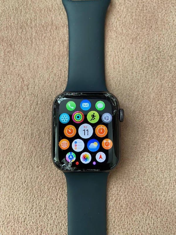 Apple Watch SE 44 mm space gray 2