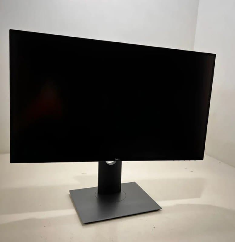 Монитор Dell UltraSharp 25 USB-C U2520D