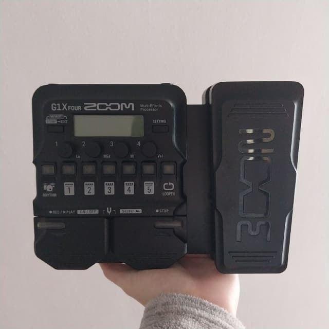 Гитарный процессор педаль эффектов Zoom G1X Four