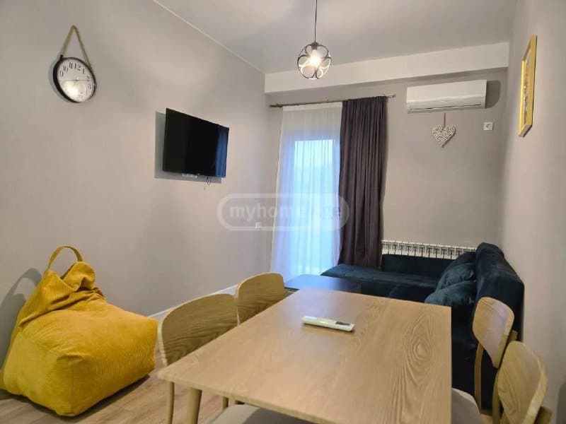 Квартира 2 комнаты, 1 спальня, 50 кв.м, аренда 9