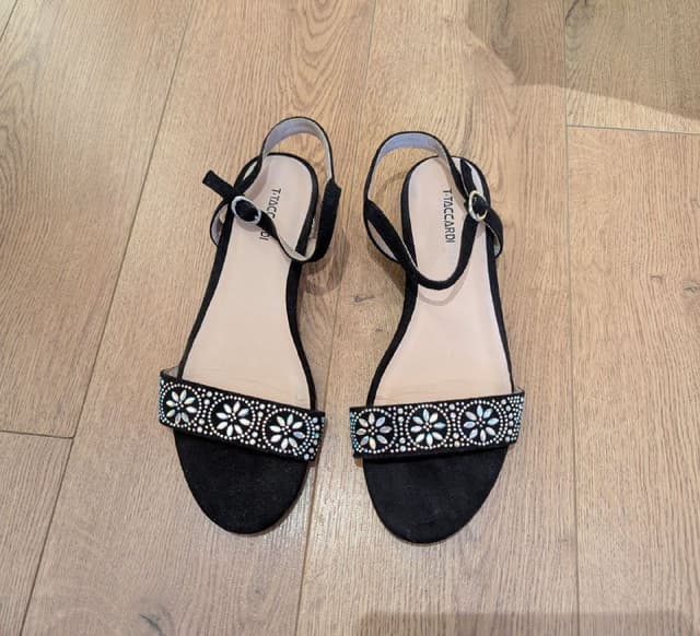 Босоножки женские черные и бежевые размер 39