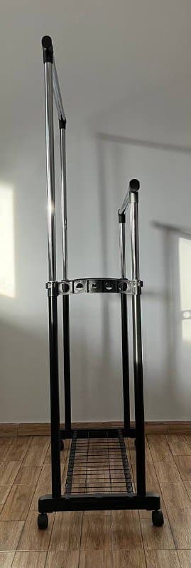 Напольная вешалка 2