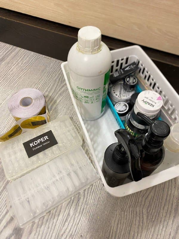 Набор для маникюра с гель лаками и аксессуарами 4