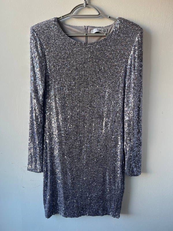 Платье в пайетках Mango, размер S