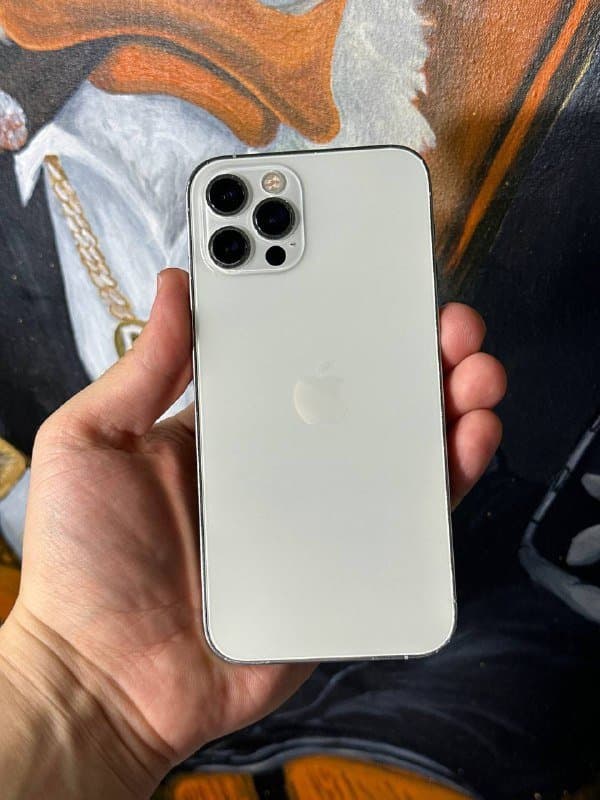 iPhone 12 Pro 128GB белый