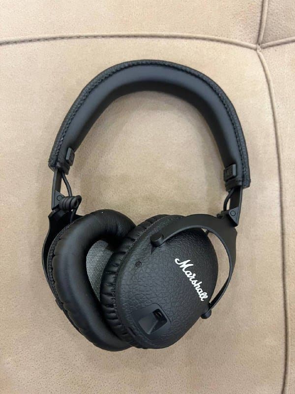 Наушники Marshall