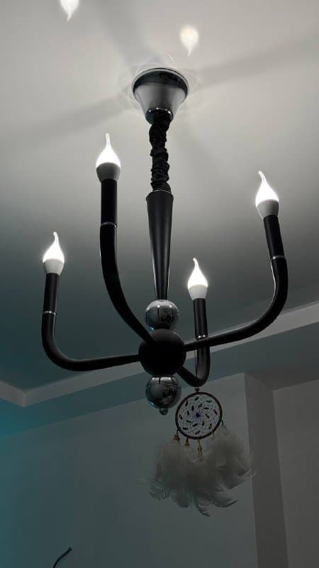 Люстра большая, люстры меньшие 3