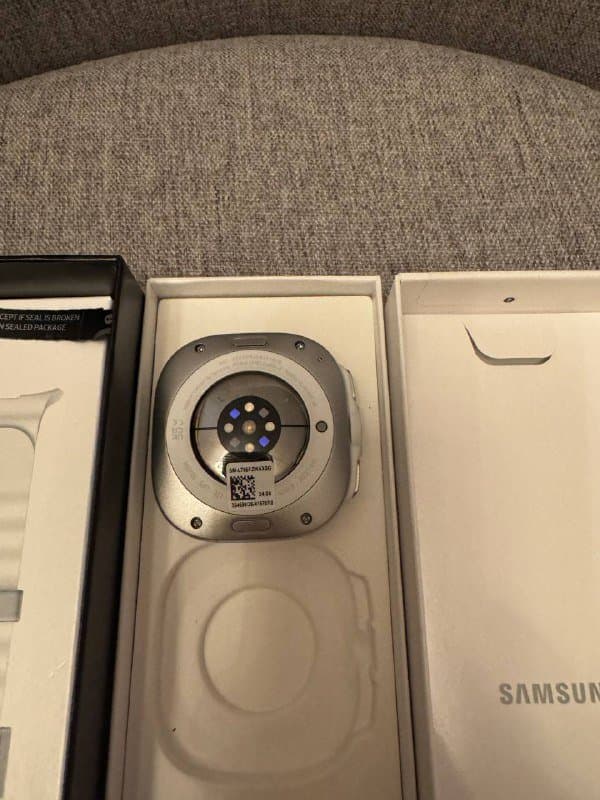 Часы Samsung L-705 Galaxy Watch Ultra 5