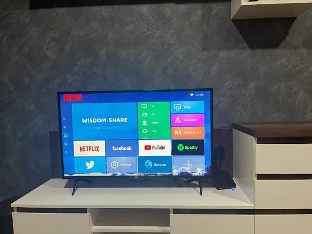 Телевизор BBS Smart TV 43’